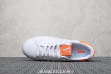 图3_阿迪达斯Adidas Superstar 联名款 夜光版 三叶草贝壳头板鞋 ID 0315UND370