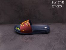 图3_码数 集 图系列 耐克NIKE SOLARSOFT NBA联名潮流休闲拖鞋编码 061509XR