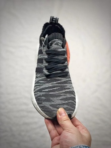 图2_特价福利 跑量回馈 adidas Originals NMD R2 Primeknit 鱼鳞 实拍诠释高品质 脚感无敌 Size 40 40 5 41 42 42 5 43 44 44 5