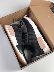 图1_纯原新货 非库存发黄底NMD R1 PK 世面独家全配色大颗粒巴斯夫货货号CQ2011size 36 45