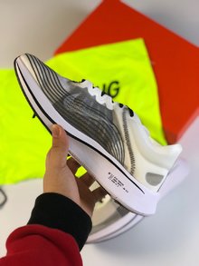 图3_耐克NikeLab Zoom Fly SP 半透明马拉松跑鞋 公司原装版本 附赠手提袋Size 36 36 5 37 5 38 38 5 39 40 40 5 41 42 42 5 43 44 45