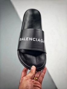 图2_万双现货 降价福利Balenciaga 17ss 巴黎世家拖鞋原鞋购入开发 市面唯一官方正确版原装级小羊皮 1 1 裁剪 鞋面3D打印logo 凹凸感明显 原版一致细节 Size 36 37 38 39 40 41 42 43 44