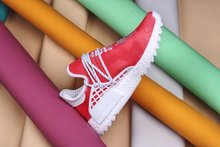 图2_Adidas Human Race NMD Hu 菲董人类跑鞋2018全新打造圈钱系列中国 限定极具中国元素的五行萃取灵感金 木 水 火 依次对应金 代表 快乐木 代表 青年水 代表 和平火 代表 热情红色