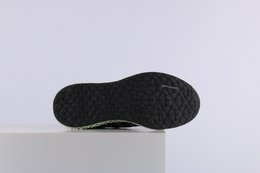 图3_Adidas Alphaedge 4D 打印 boost 结合鞋后跟和鞋舌面的3D反光效果更上完美黑红跑鞋 货号 CG5526 size 40 40 5 41 42 42 5 43 44 44 5 45