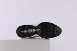 图3_耐克 Nike Air Max 95 原韩国专柜订单原厂复刻大底模具 XP气垫 鞋面定制同原厂材料 码数 40 40 5 41 42 42 5 43 44 45全码货齐 随意推广