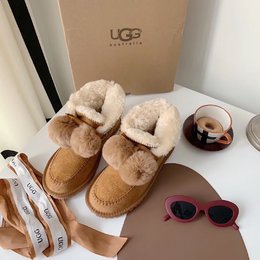 图3_UGG雪地靴 凯琳栗色我真的挺佩服设计师的鬼才 居然能把雪地靴的实用性和颜值结合得这么丸美 35 40