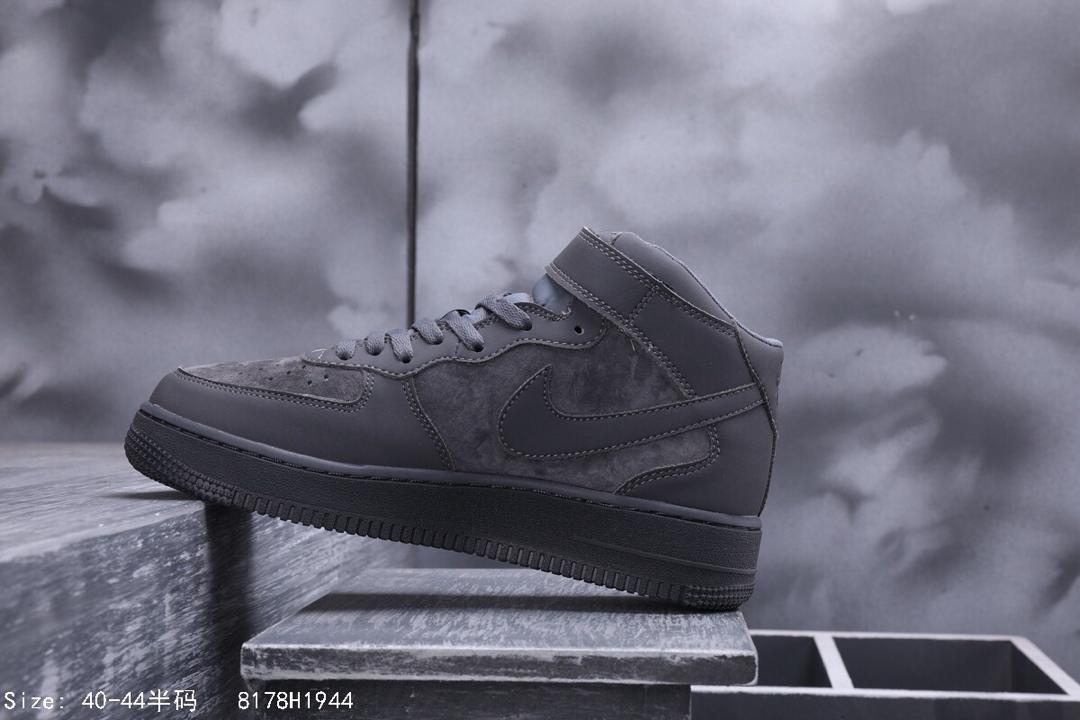 耐克板鞋】日本黑牌先行体验Nike Air Force 1 MID 灰麂皮空_潮牌一族 