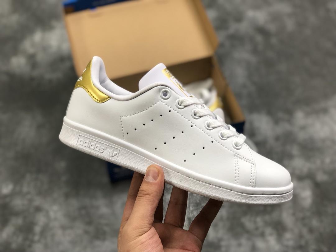 图1_adidas阿迪达斯