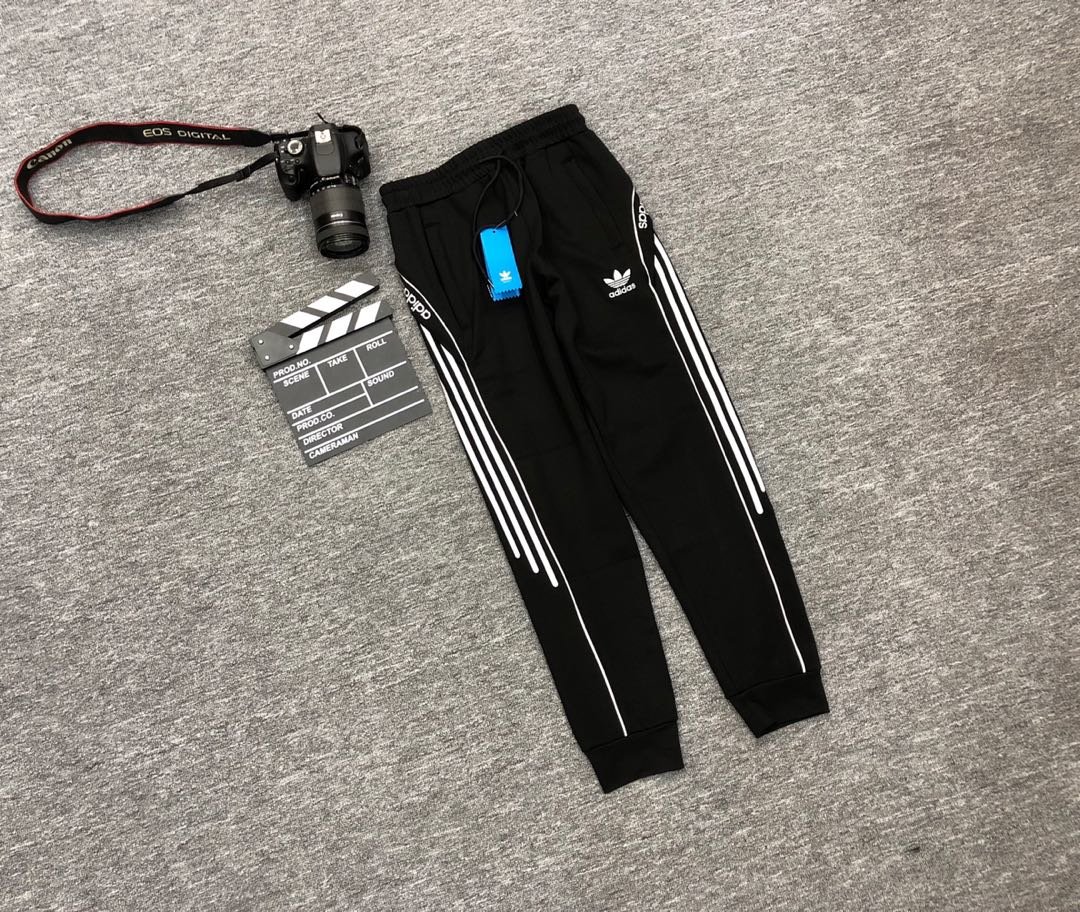 图3_adidas阿迪达斯