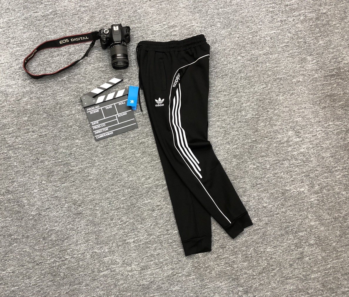 图4_adidas阿迪达斯