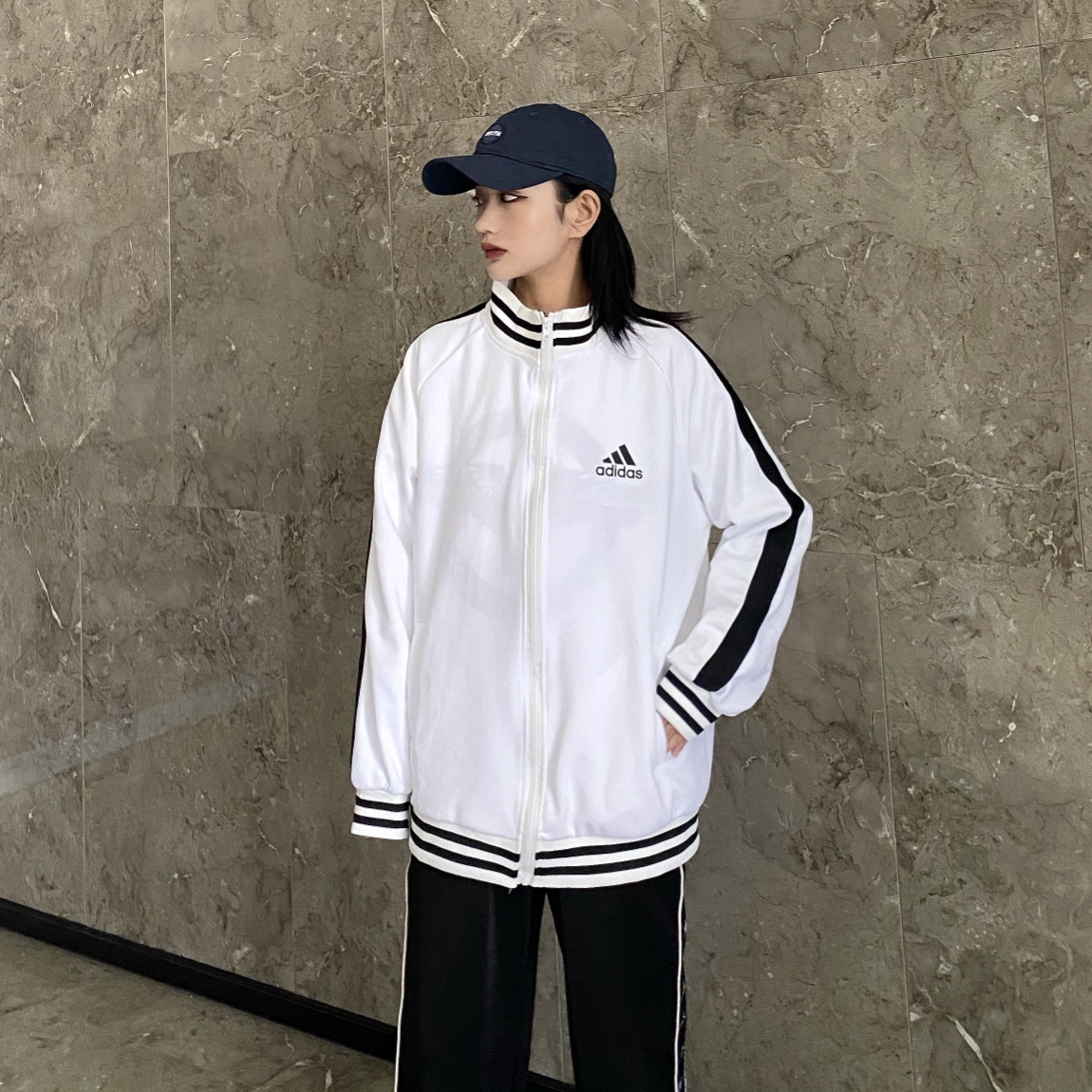 图1_adidas阿迪达斯