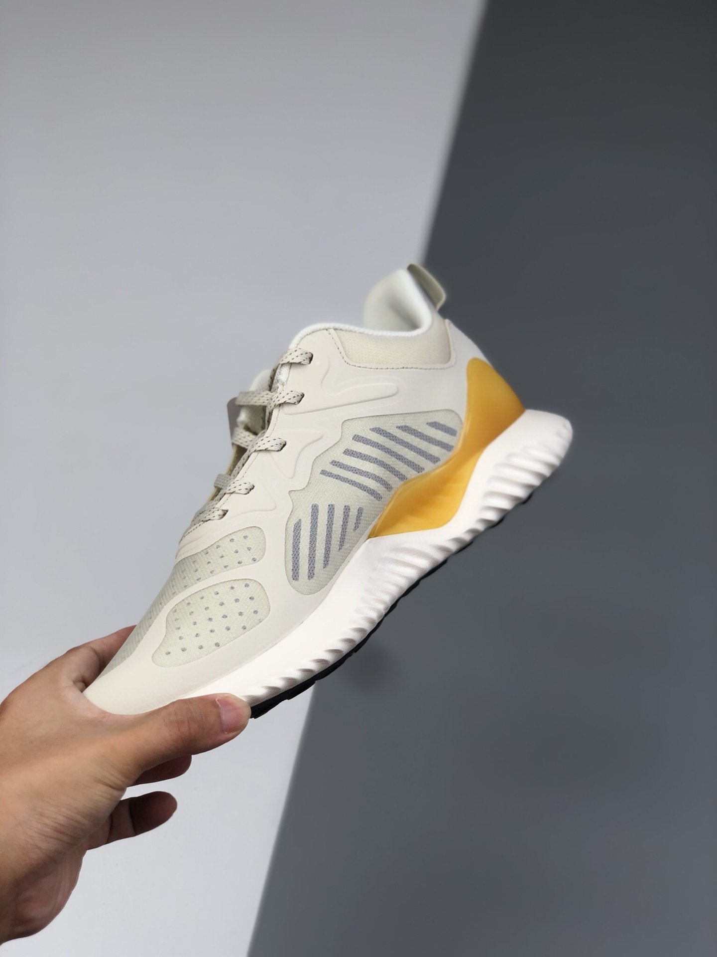 图4_adidas阿迪达斯