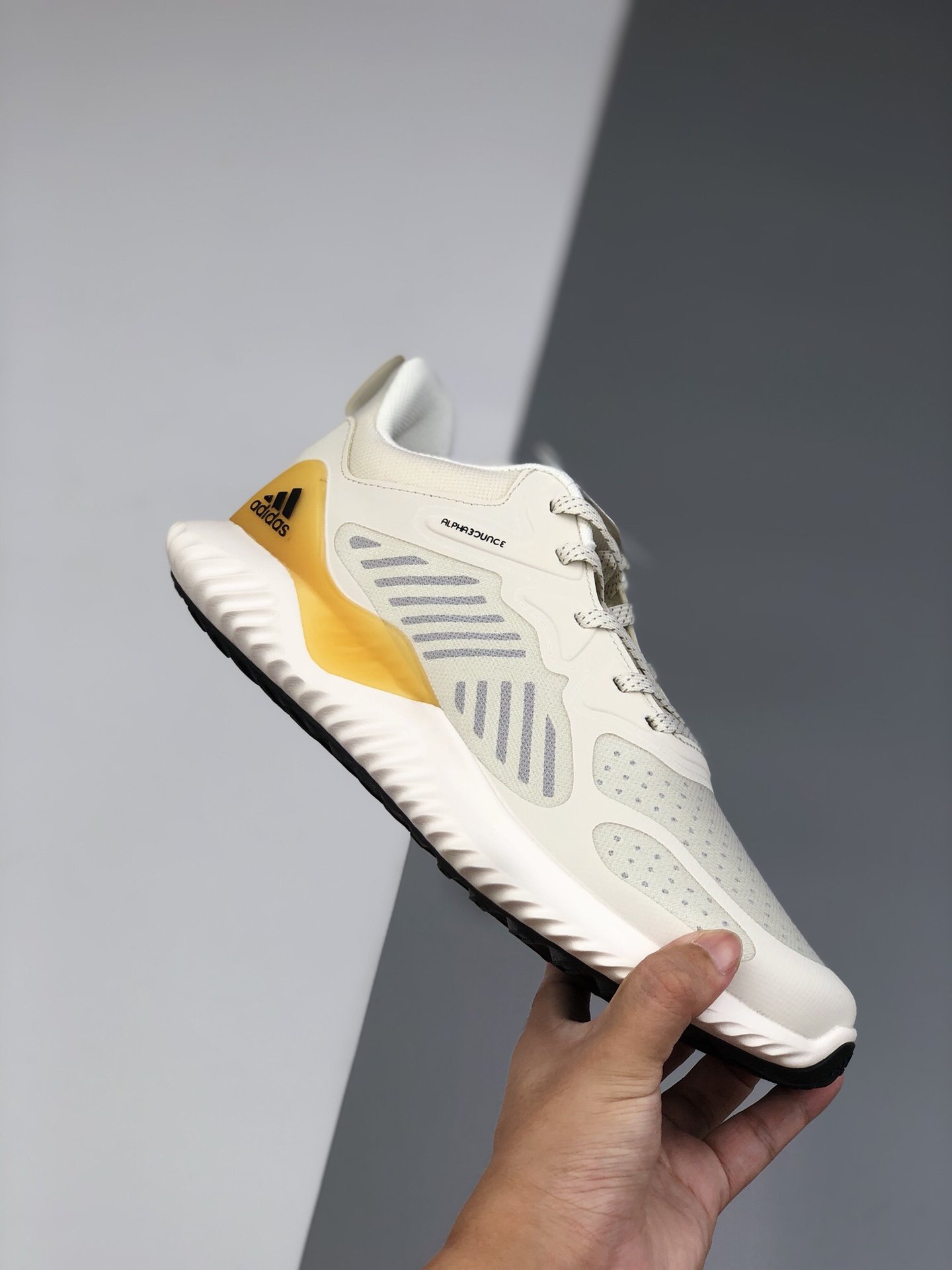 图7_adidas阿迪达斯